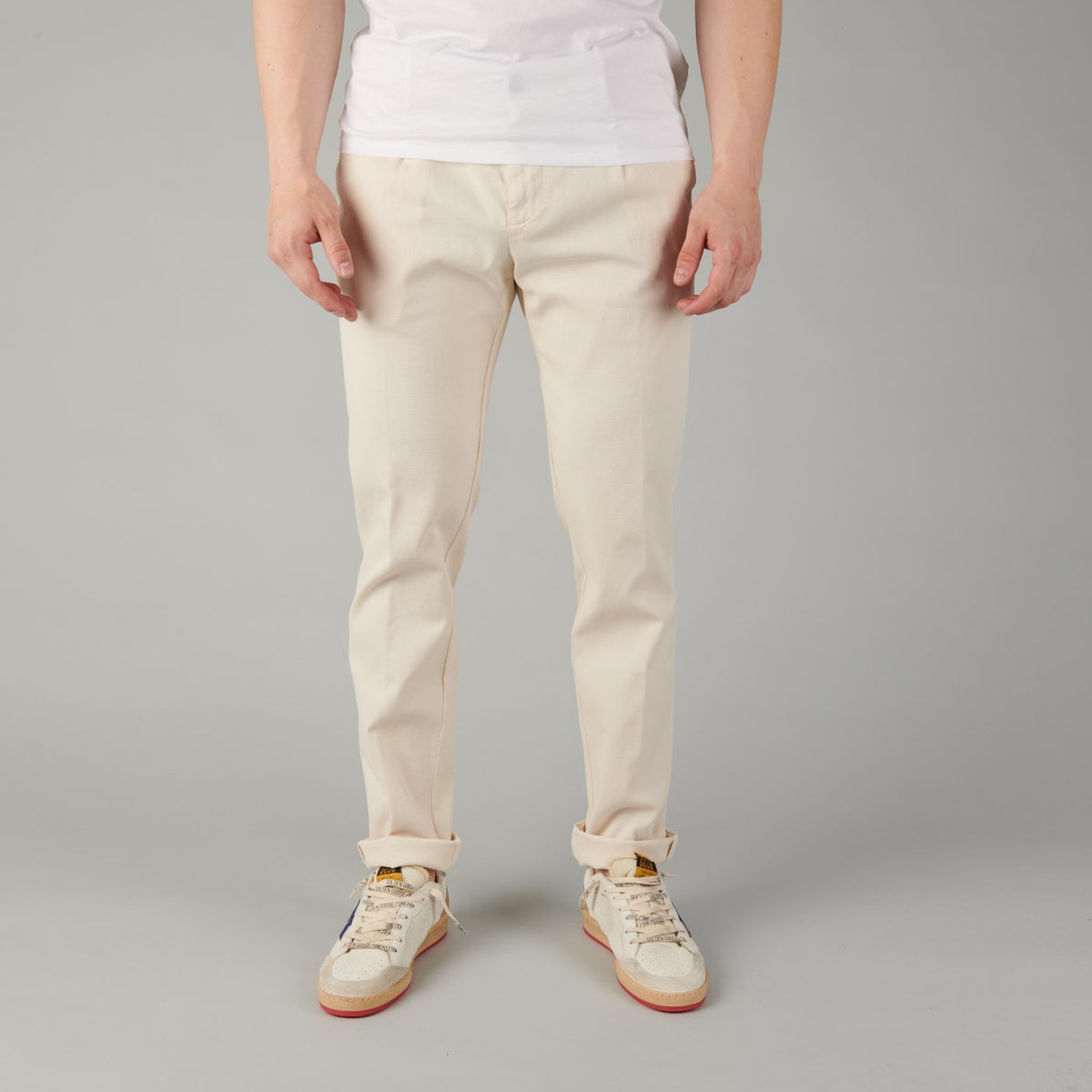 Myths Structured Pleated Cotton Trousers Ecru – productbeeld 1