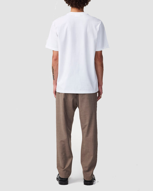 NN.07 Adam wit T-shirt, gedragen achteraanzicht