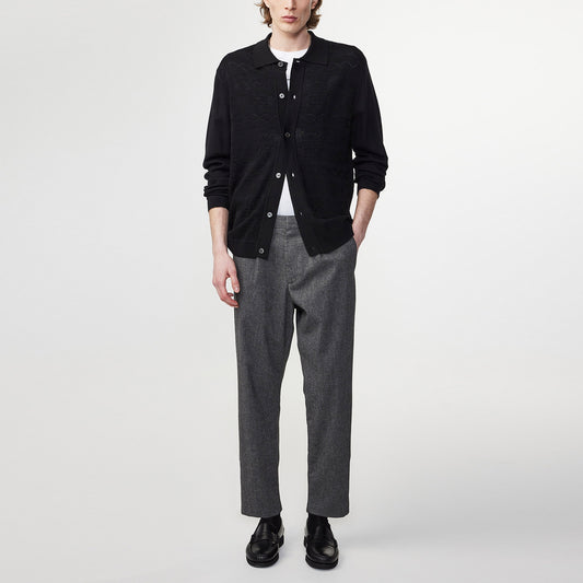 NN.07 Bill broek in Navy Blue, gedragen volledig vooraanzicht