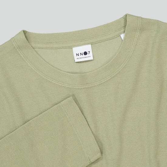 NN.07 Clive 3323 Waffle T-shirt Pale Green – detail van de wafelstructuur
