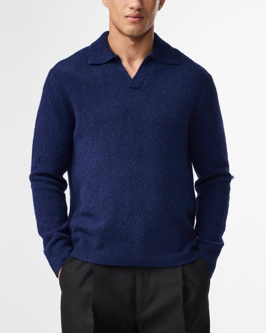 NN.07 Hope Boucle Open Collar Pullover Navy – productbeeld 2