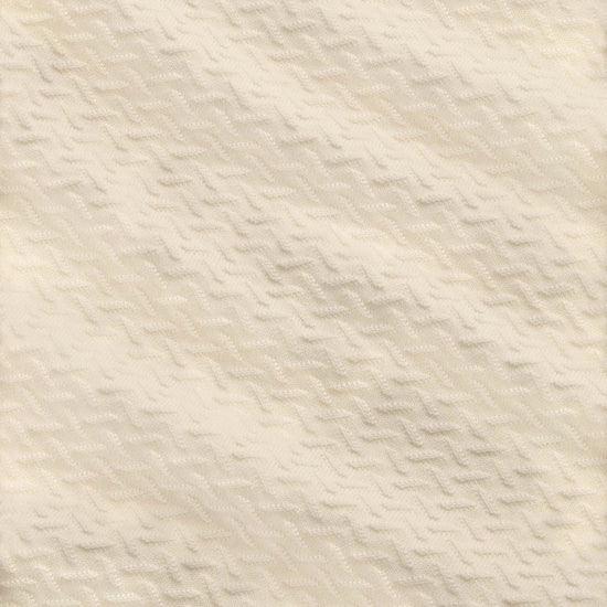 NN.07 Paul ivoorkleurige gebreide polo, detail breisel