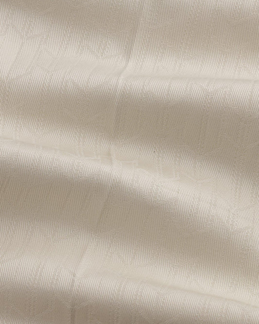 NN.07 Paw ivoorkleurige broek, detail stofstructuur
