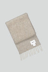 NN.07 Scarf Two sjaal in Ecru Multi, detail label en franjes