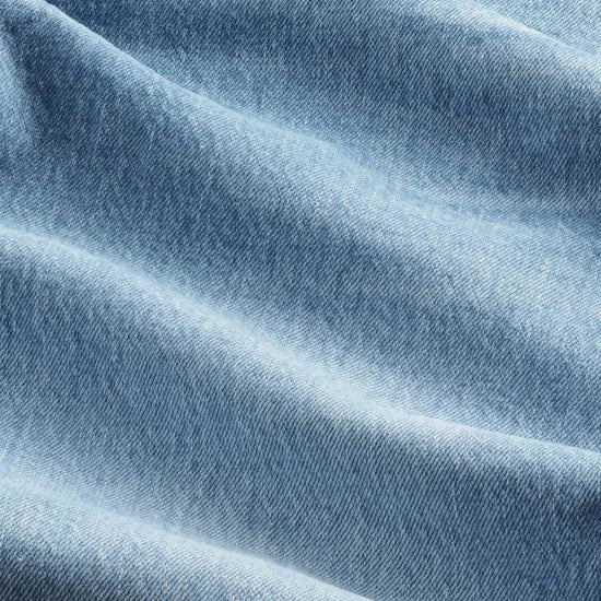 NN.07 Tony lichtblauwe jeans, detail denimstructuur