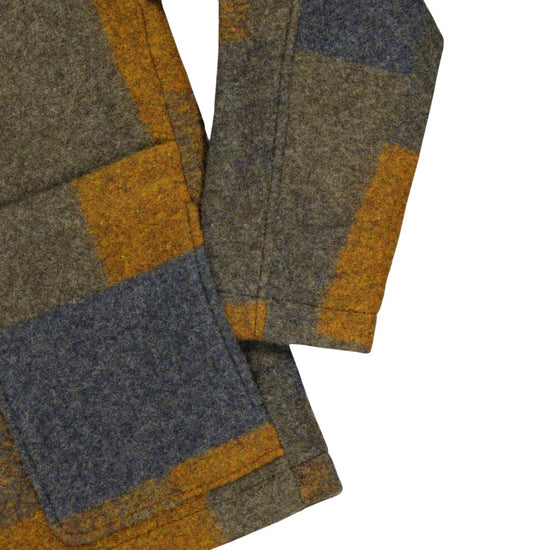 NN.07 Gael 8267 Brown Check model bekend uit The Bear