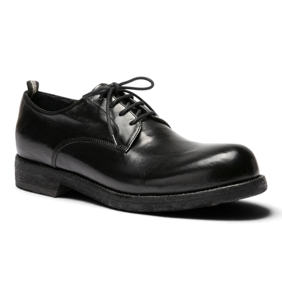 Officine Creative Bulla DD 101 zwarte derby schuin van voren met rondere neus