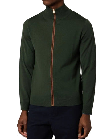 Paul Smith donkergroene merino cardigan met bruine ritsafwerking, vooraanzicht op model