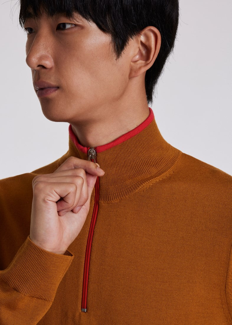 Paul Smith Half-Zip Pullover Mustard – gedragen vooraanzicht