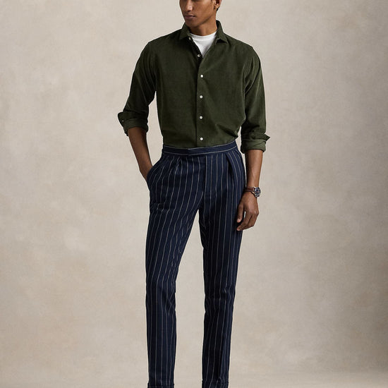 Ralph Lauren olijfgroen corduroy hemd, gedragen volledig vooraanzicht