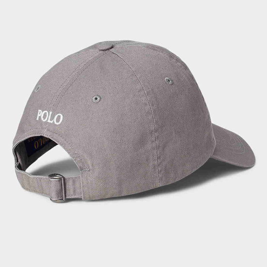 Ralph Lauren grijze pet met wit Pony-logo, driekwart achteraanzicht