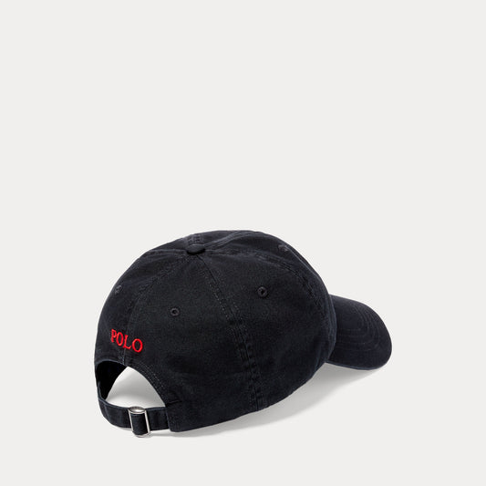 Ralph Lauren zwarte pet met rood Pony-logo, driekwart achteraanzicht