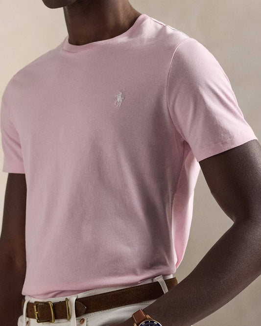 Ralph Lauren lichtroze T-shirt met borstlogo, gedragen detail vooraanzicht