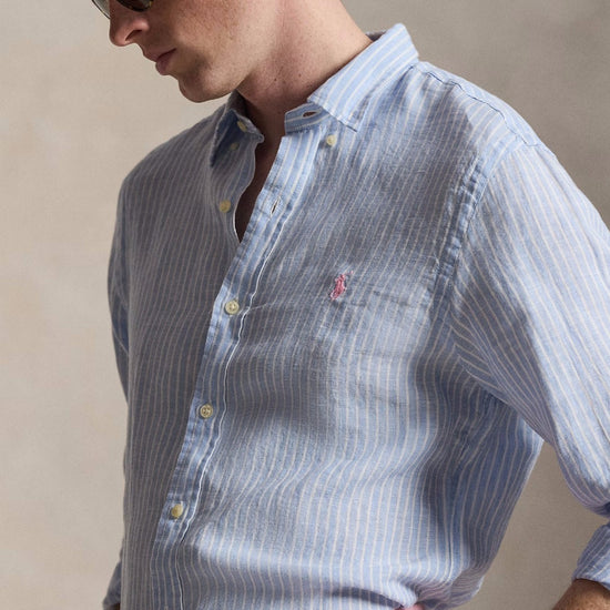 Ralph Lauren lichtblauw-wit gestreept hemd, gedragen detail vooraanzicht
