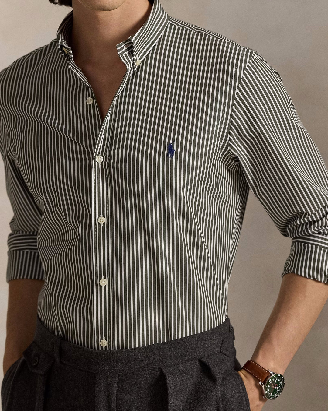 Ralph Lauren donker en wit gestreept hemd, gedragen detail vooraanzicht