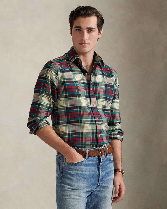 Ralph Lauren multicolour geruit hemd met rood, groen en crème, gedragen vooraanzicht
