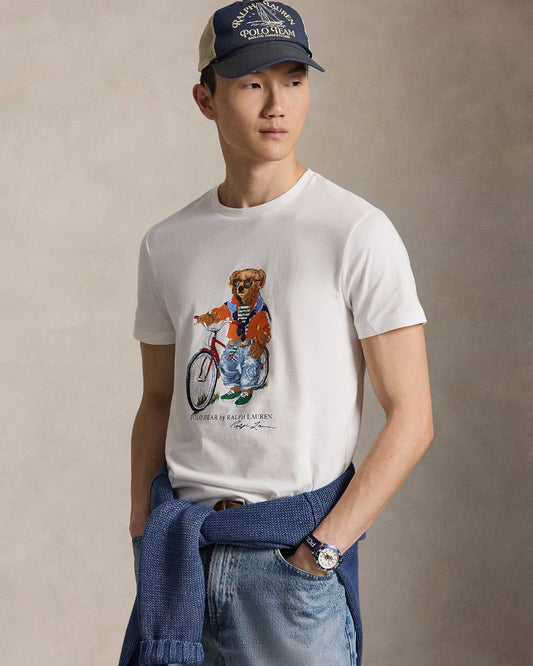 Ralph Lauren wit T-shirt met Polo Bear en fietsprint, gedragen vooraanzicht