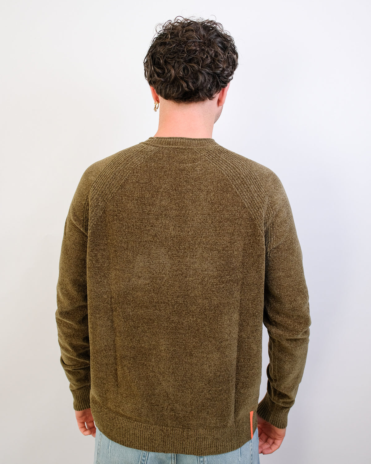 RRD Light Green Velvet Round Neck Pullover – productbeeld 2
