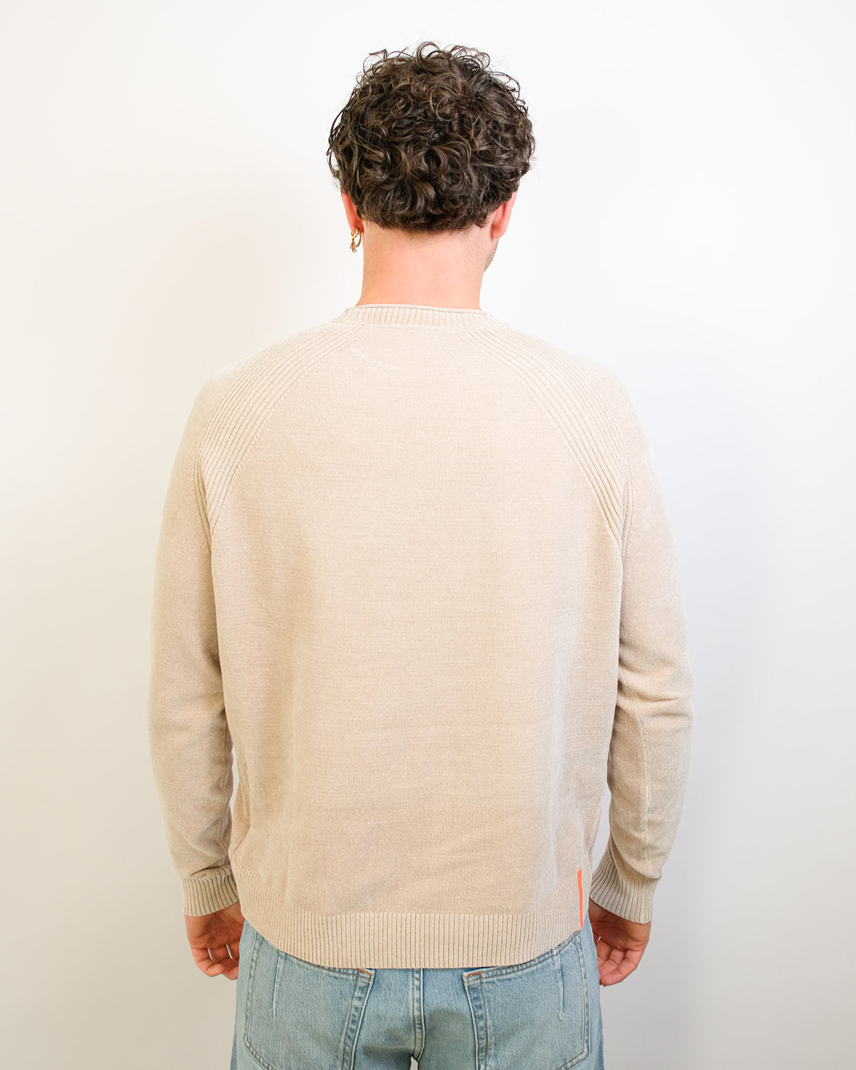 RRD Cream Velvet Round Neck Pullover – productbeeld 2