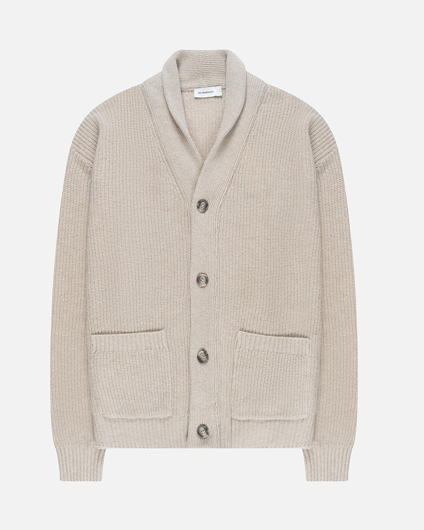 The GoodPeople Kardigan beige gemeleerd vest met sjaalkraag, van voren