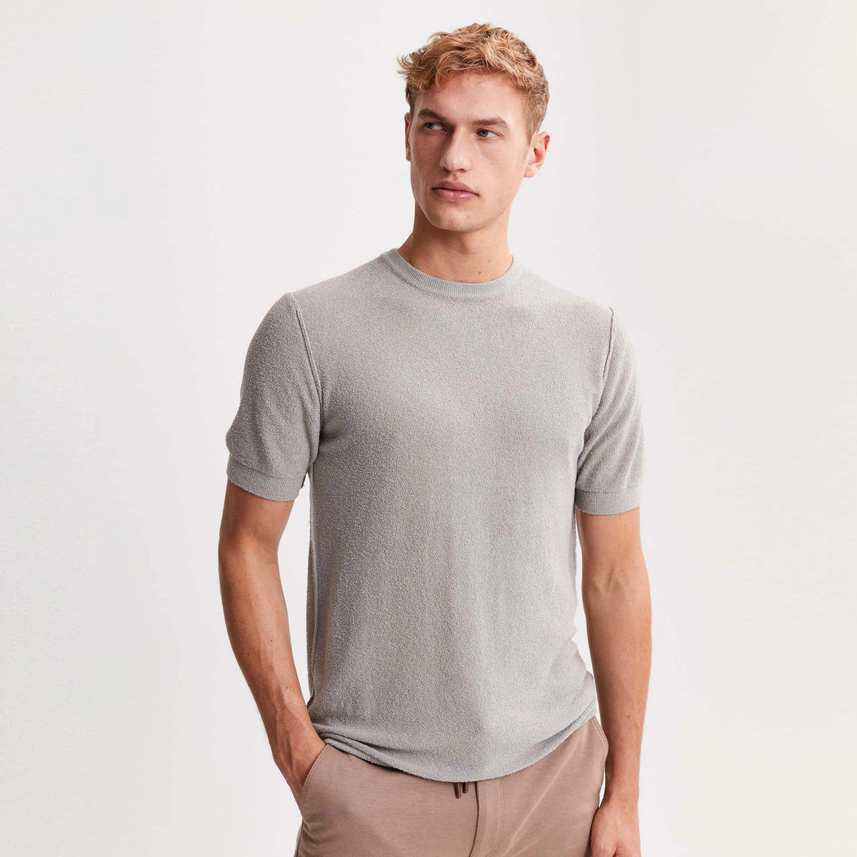 The GoodPeople Light Grey Ktee Boucle Knit T-shirt – productbeeld 2