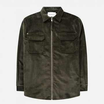 The GoodPeople Sap donkergroen ribfluwelen overshirt met rits, van voren