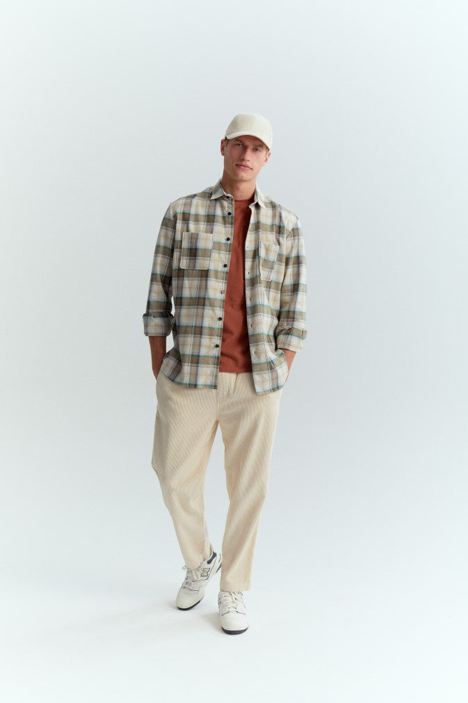 The GoodPeople Scott Shirt Off White Army Green – stofdetail