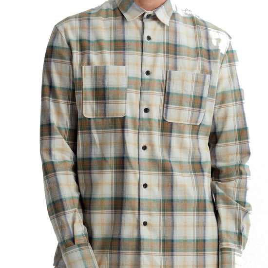 The GoodPeople Scott Shirt Off White Army Green – vooraanzicht