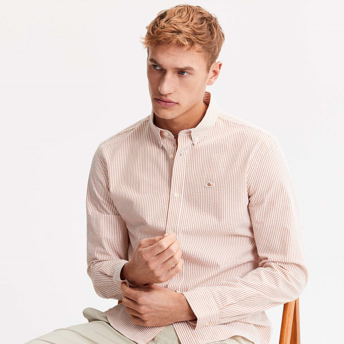 The GoodPeople Seinfeld Striped Shirt White Rust – productbeeld 4