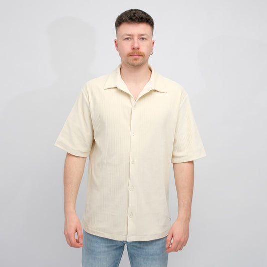 The GoodPeople Softsun Towelling Shirt Beige – productbeeld 1