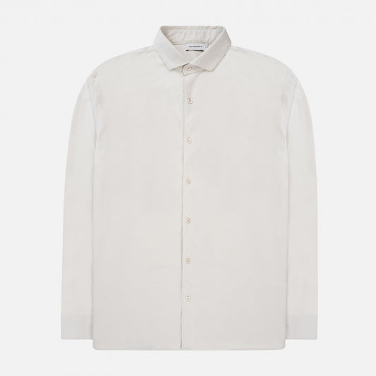 The GoodPeople Stirr offwhite hemd, van voren