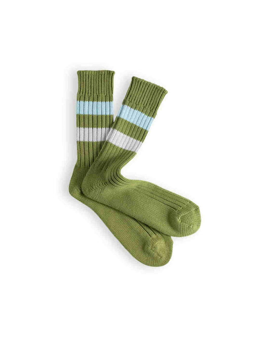 Thunders Love Urban Striped Green sokken naast elkaar, met contrasterende strepen onder de boorden