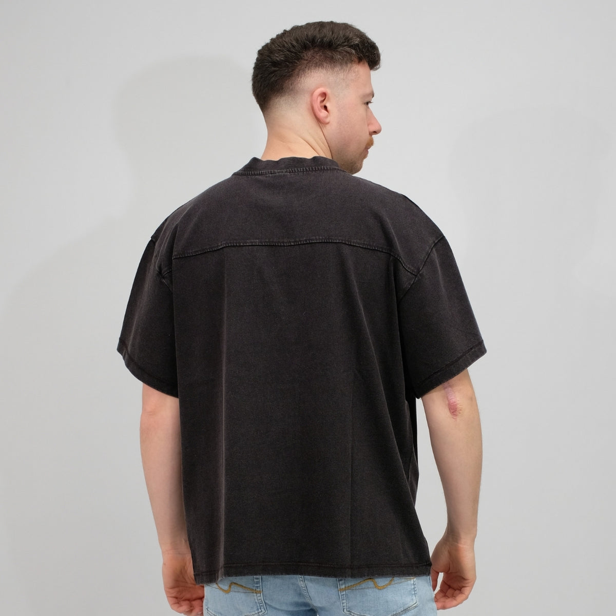 Won Hundred Staff Boxy T-shirt Washed Black – productbeeld 2