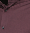 Detail van de Xacus Active-stof 31616 008 met fijne bordeaux en donkerblauwe puntjes