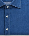 Xacus Denim Hemd Indigo Blue — detail van kraag en knoopsluiting