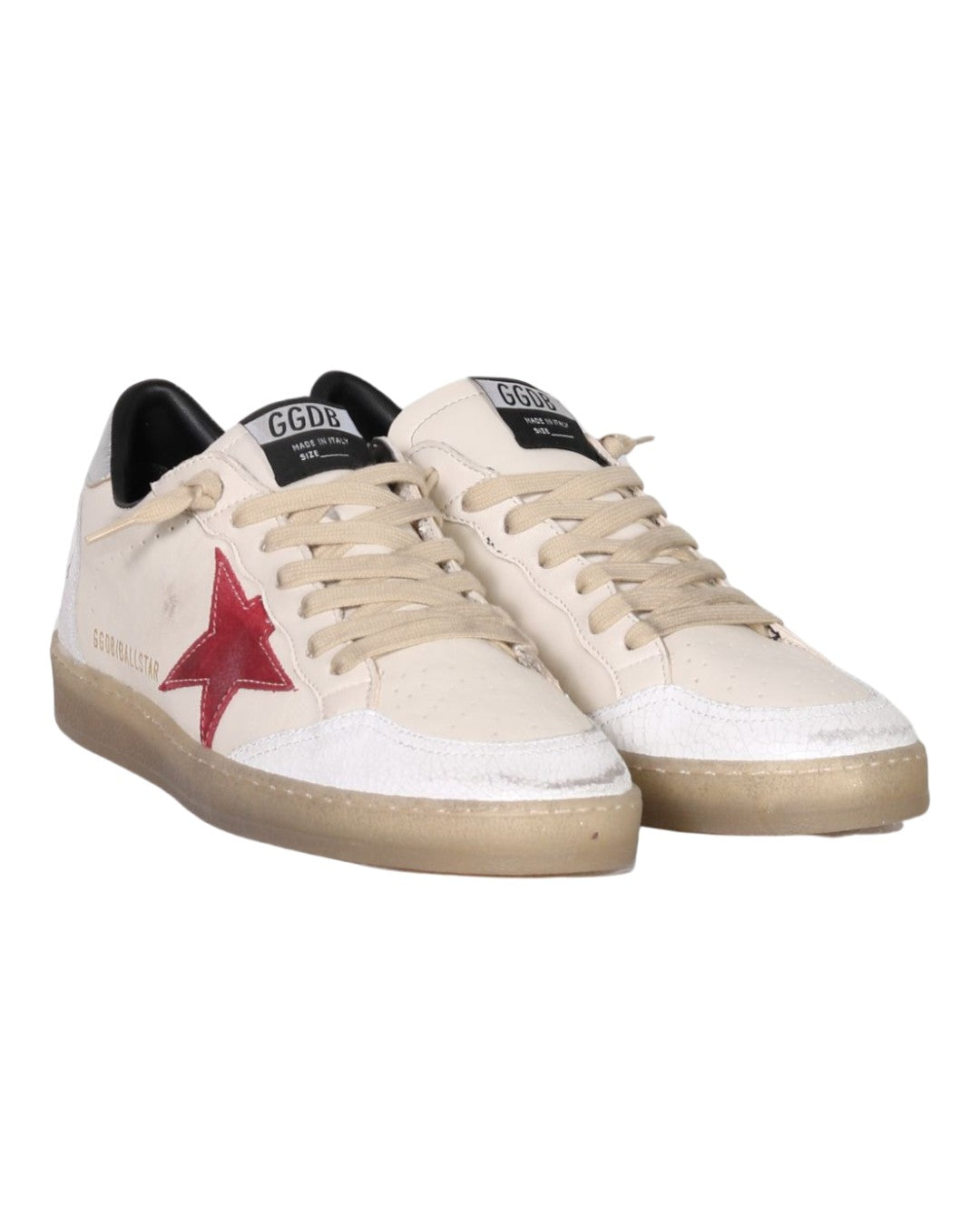 Golden Goose Ball Star in boterbeige nappaleer met craquelé suède ster en witte details
