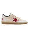 Golden Goose Ball Star herensneaker in boterbeige nappaleer met craquelé suède ster en rode hieltab