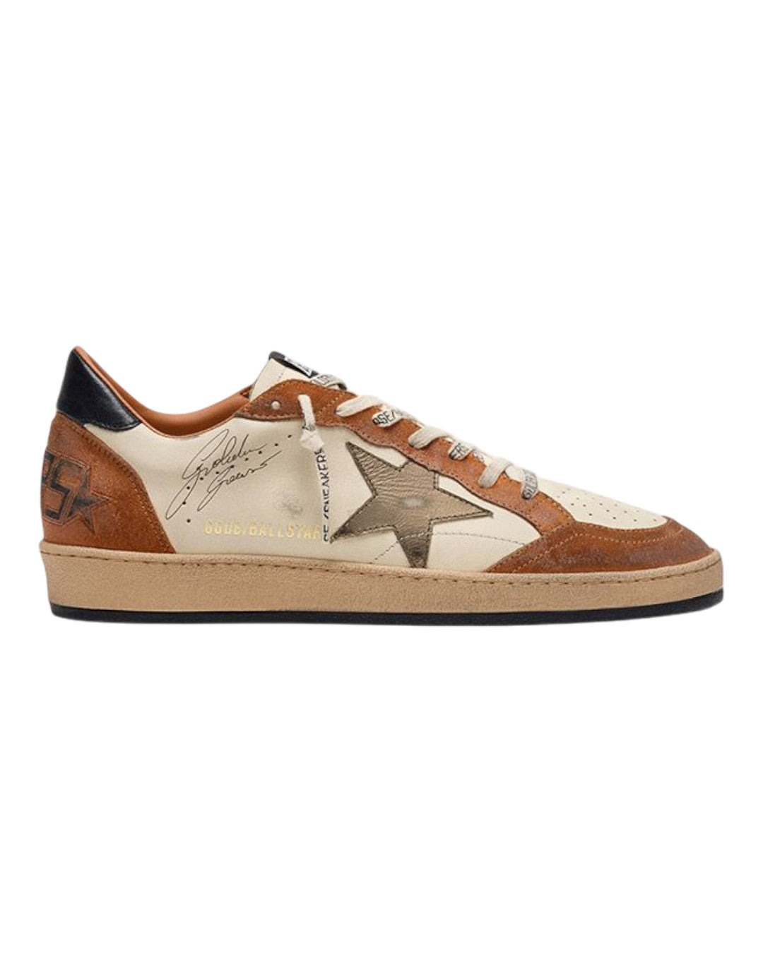 Golden Goose Ball Star herensneaker in wit en beige leer met suède ster en warme aardetinten