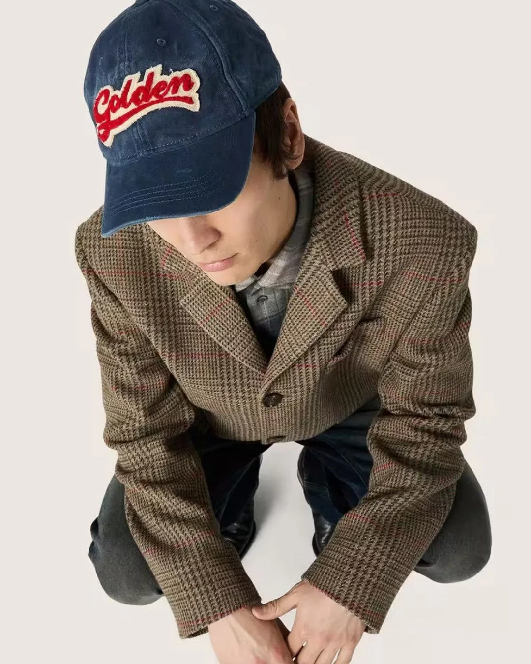 Achterkant van Golden Goose Journey baseball cap met verstelbare metalen sluiting