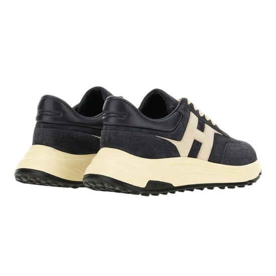 Detail van de veters en tong van de Hogan Hyperlight H563 Sneakers Blue
