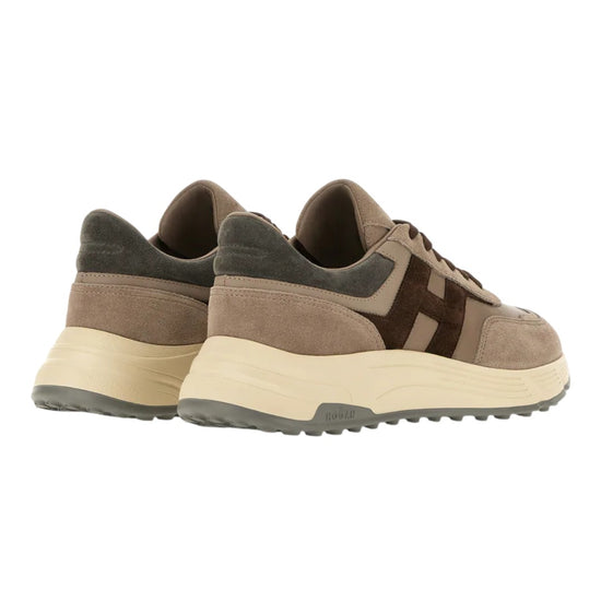 Detail van de veters en tong van de Hogan Hyperlight Sneakers Brown
