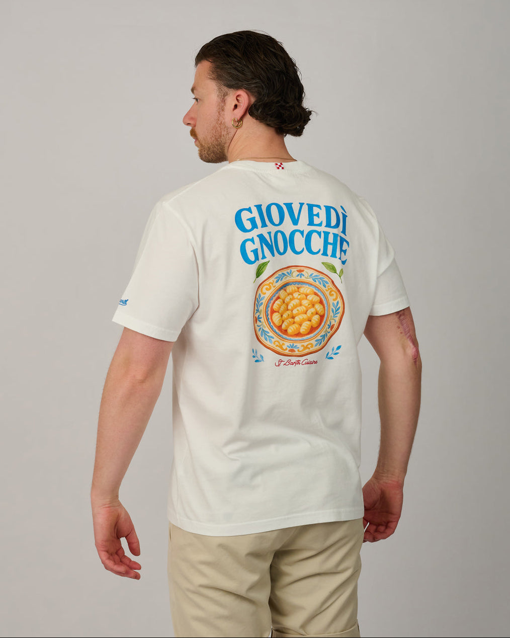 op model MC2 Saint Barth Giovedì Gnocche heren T-shirt met grappige Italiaanse backprint bij Checkpoint Mol