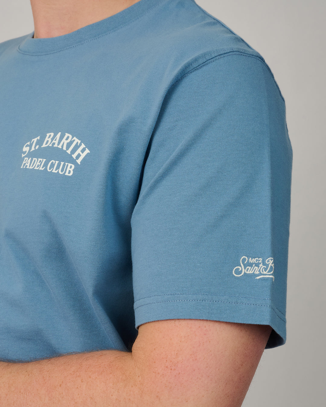 MC2 Saint Barth Portland Padel Club heren T-shirt in dusty blue bij Checkpoint Mol Front Detail o pmodel