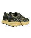 Zijaanzicht van Mercer The Re-Run MAX sneaker in Army Green