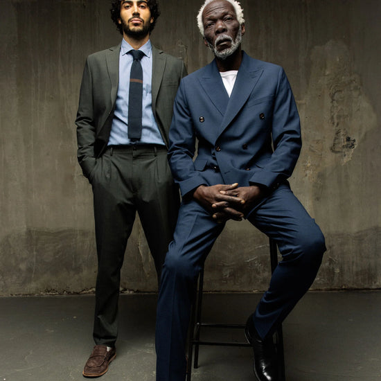Mos Mosh Gallery Jones Dynamic Luxe Pants Dark Green gecombineerd met James Dynamic Luxe Blazer samen met Lui Navy blazer bij Checkpoint Mol