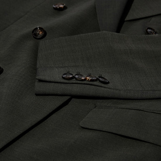 Detail van de Mos Mosh Gallery Lui Dynamic Luxe DB Blazer in Dark Green met soepele stretchkwaliteit
