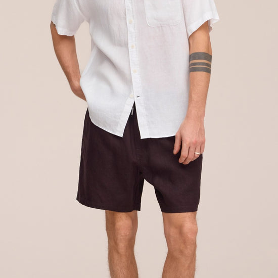 NN.07 Gregor 1454 zomershort in Dusky Port linnen kwaliteit