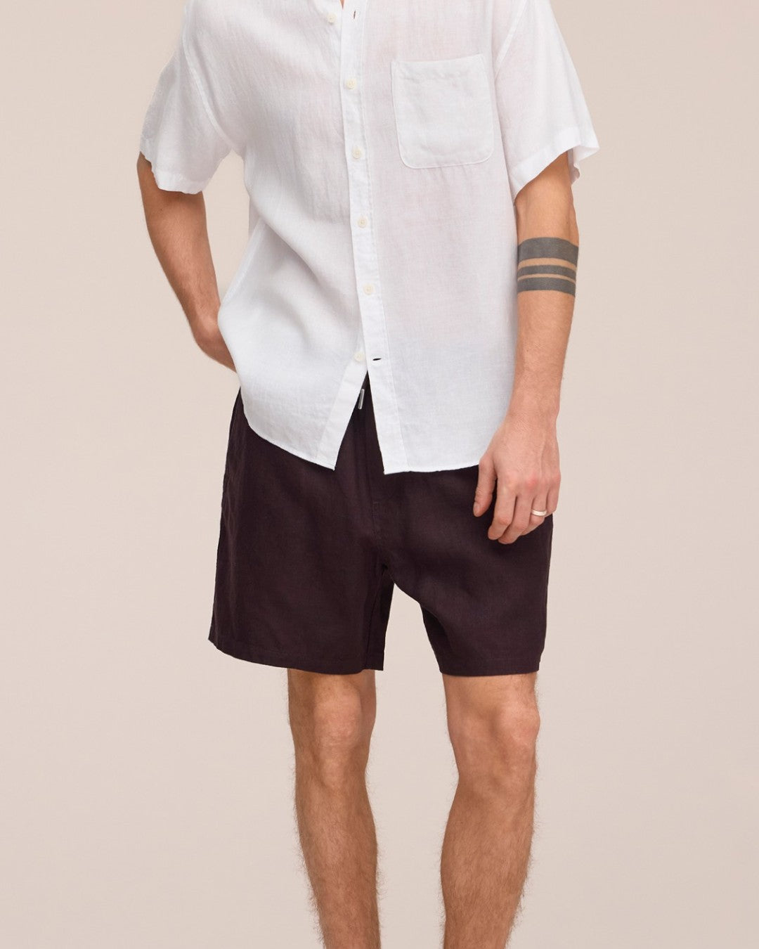 NN.07 Gregor 1454 zomershort in Dusky Port linnen kwaliteit