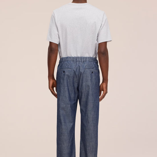NN.07 Kay 10056 Chambray Trouser in Medium Rinse bij Checkpoint Mol