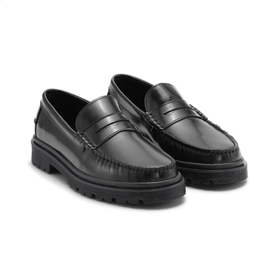 Playboy Shoes Austin zwarte penny loafer in zijaanzicht